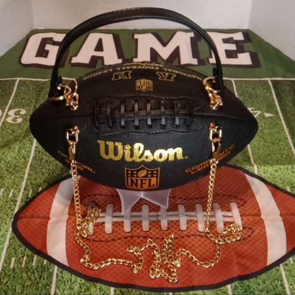 IT'S ANOTHER SHARE SHOW - Picture 14 of 16